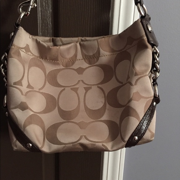 Authentic Coach purse - Picture 4 of 7